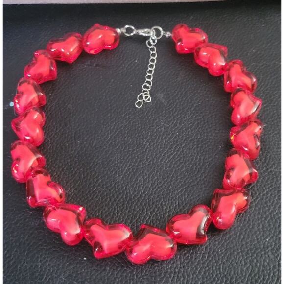 Red oversized heart beaded choker necklace - Picture 1 of 4